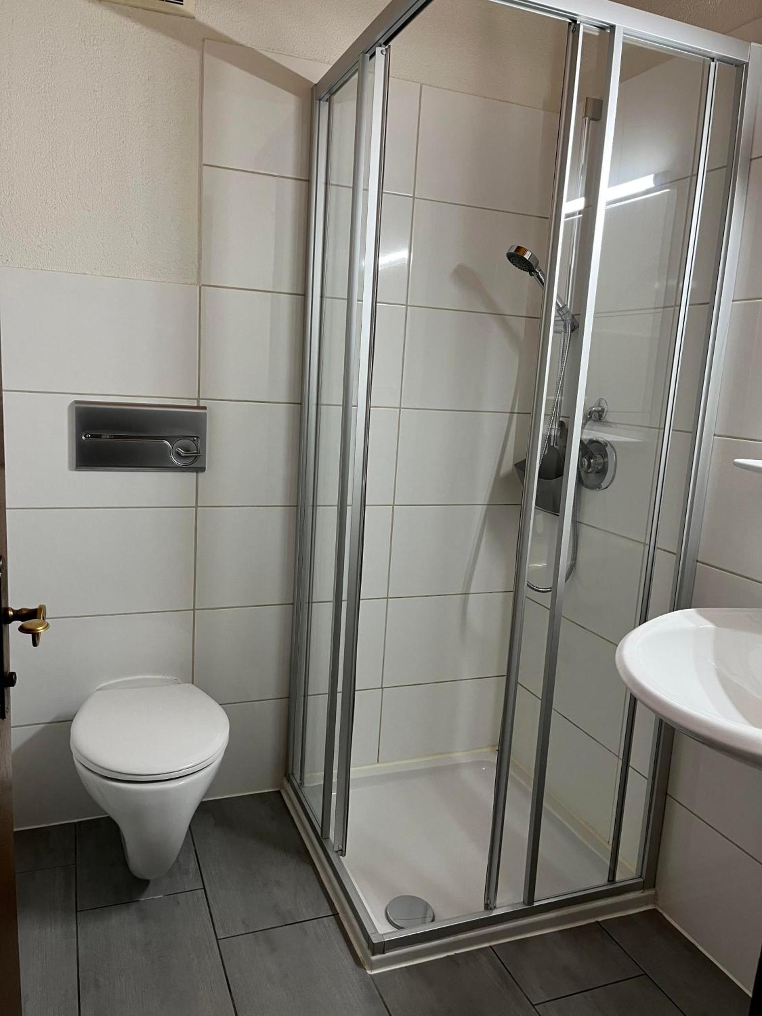 Pension Steiner, 6143 Matrei Am Brenner!!Check-In Between 15 - 21 O'Clock!! No Breakfast Muhlbachl Exterior foto