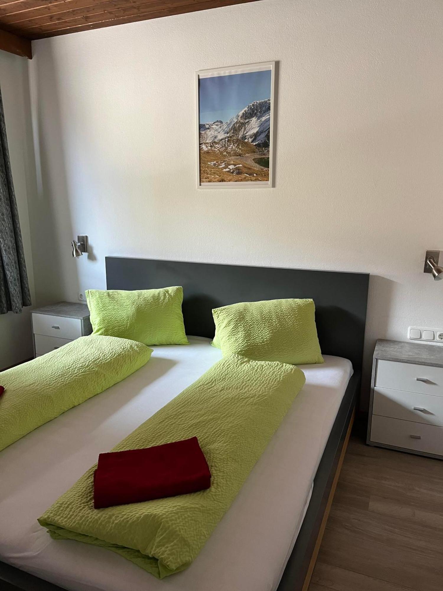 Pension Steiner, 6143 Matrei Am Brenner!!Check-In Between 15 - 21 O'Clock!! No Breakfast Muhlbachl Exterior foto