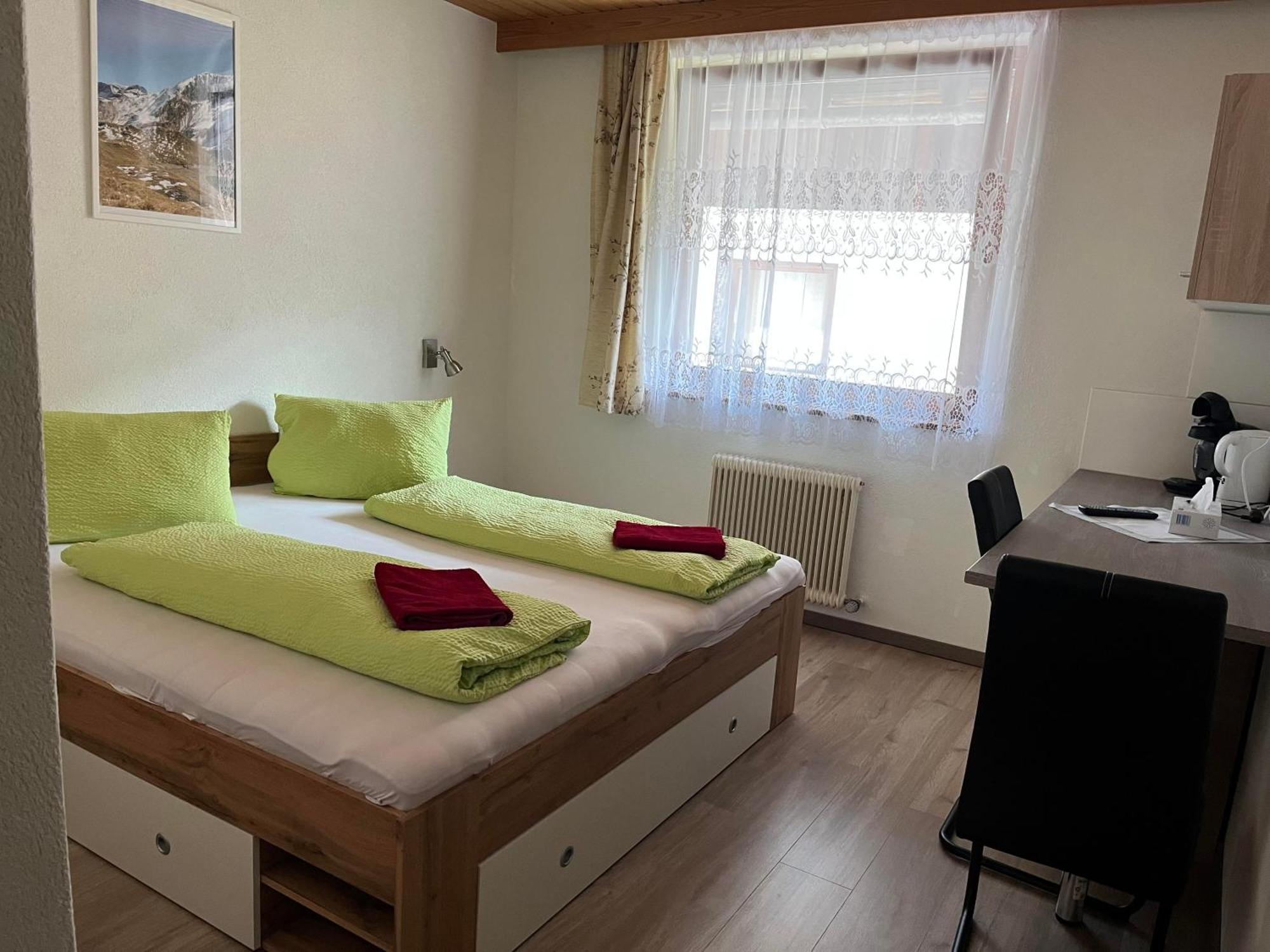 Pension Steiner, 6143 Matrei Am Brenner!!Check-In Between 15 - 21 O'Clock!! No Breakfast Muhlbachl Exterior foto