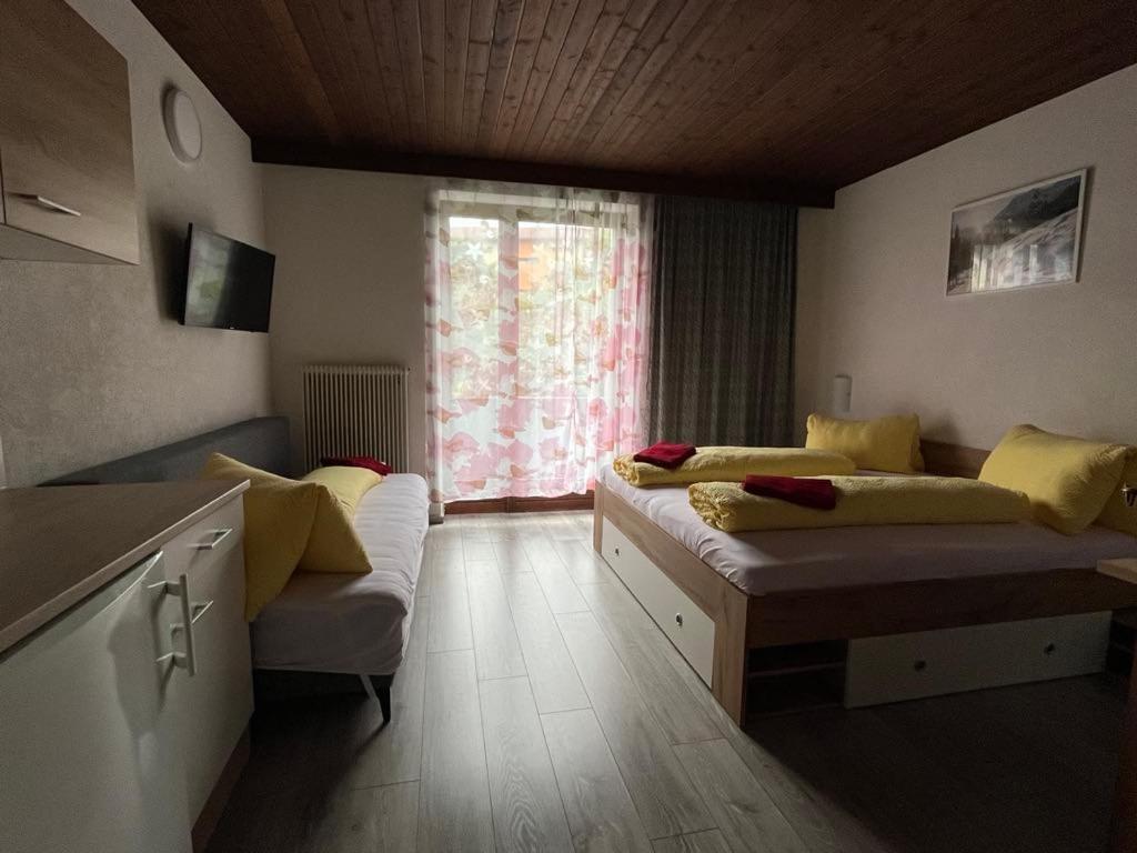 Pension Steiner, 6143 Matrei Am Brenner!!Check-In Between 15 - 21 O'Clock!! No Breakfast Muhlbachl Exterior foto