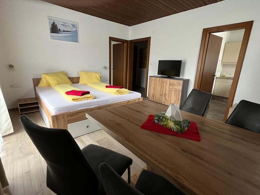 Pension Steiner, 6143 Matrei Am Brenner!!Check-In Between 15 - 21 O'Clock!! No Breakfast Muhlbachl Exterior foto