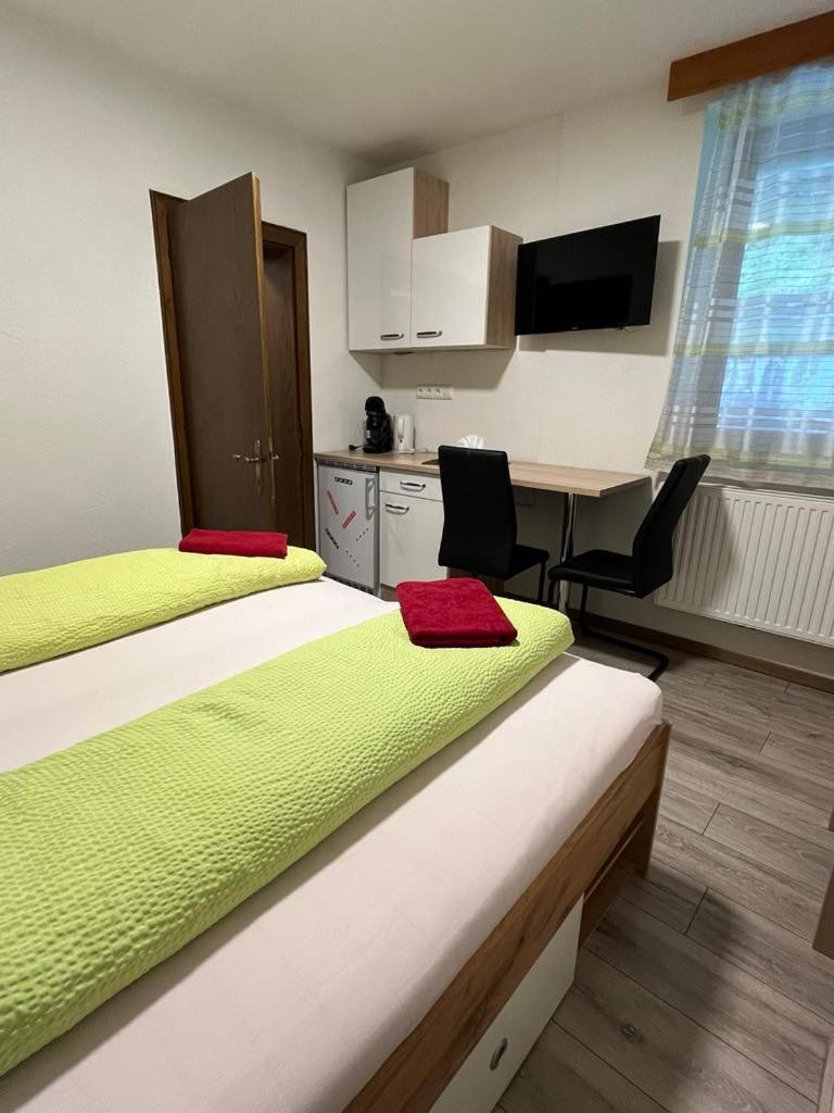 Pension Steiner, 6143 Matrei Am Brenner!!Check-In Between 15 - 21 O'Clock!! No Breakfast Muhlbachl Exterior foto