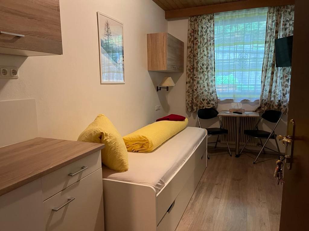 Pension Steiner, 6143 Matrei Am Brenner!!Check-In Between 15 - 21 O'Clock!! No Breakfast Muhlbachl Exterior foto
